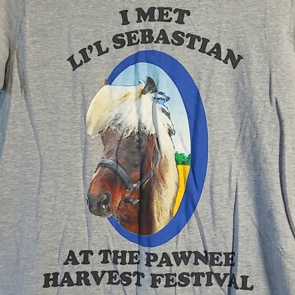 Parks and Recreation I Met Lil Sebastian Pawnee Indiana Harvest Festival Tee S - Picture 9 of 15